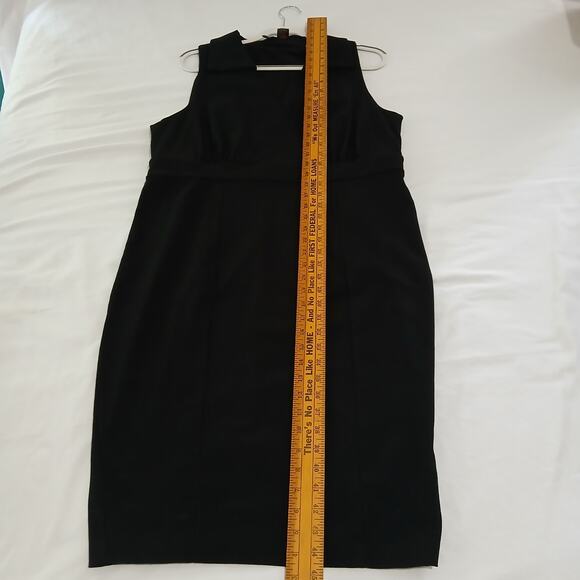 Retro Chic 18 black sleeveless collared side-zip bodycon dress w/rear kick-pleat - Picture 10 of 14